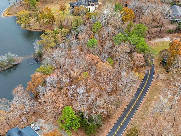 5th image of 2404 Lakeside Dr #0