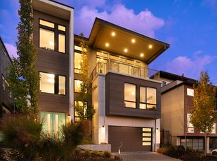 8724 112th Ave NE, Kirkland, WA 98033