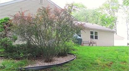 5th image of 14 Brook Hollow Rd