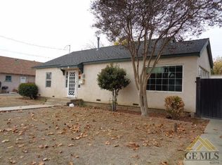 31 A St, Bakersfield, CA 93304