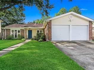 1479 Flamingo Rd, Gretna, LA 70056