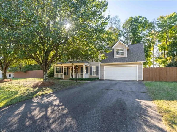 756 Afton Park Dr, Kernersville, NC 27284