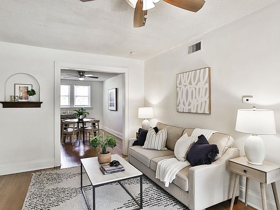 3rd image of 7369 Delmar Blvd #1E