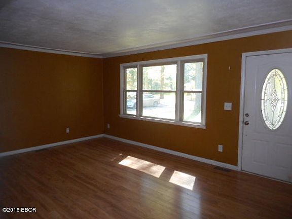 4th image of 4034 Shady Oaks Ln