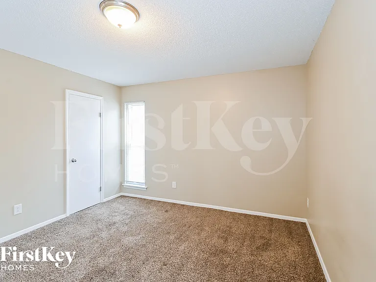 6630 Windflower Ln — Photo 12
