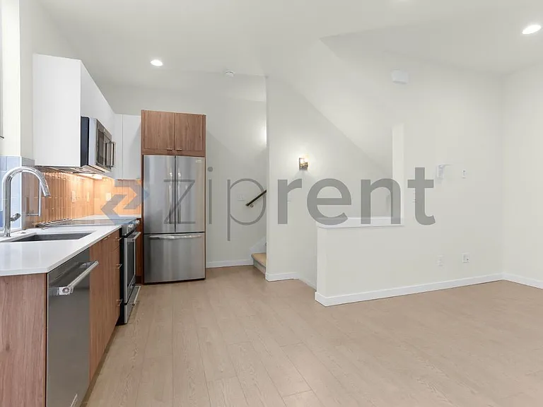 3416 15th Ave W #B — Photo 8