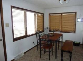 N1049 Vinne Haha Rd, Fort Atkinson, WI 53538