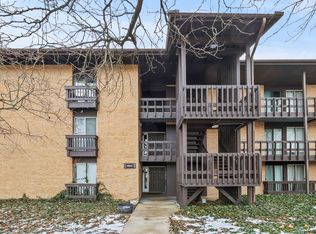 1601 Maple Ter Unit 3B, Lisle, IL