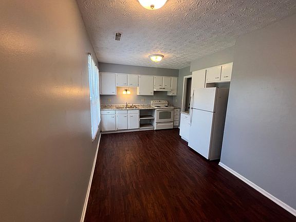 4th image of 7130 Wind River Dr