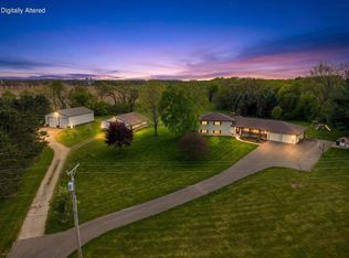 4613 W Rutland ROAD, Brooklyn, WI 53521