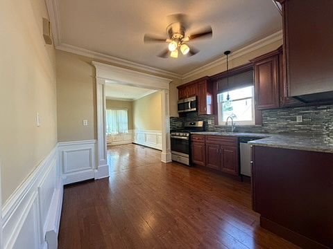 3rd image of 333 Semel Ave #1F