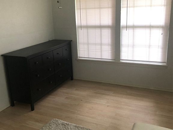 2nd image of 4310 Holt St #4310
