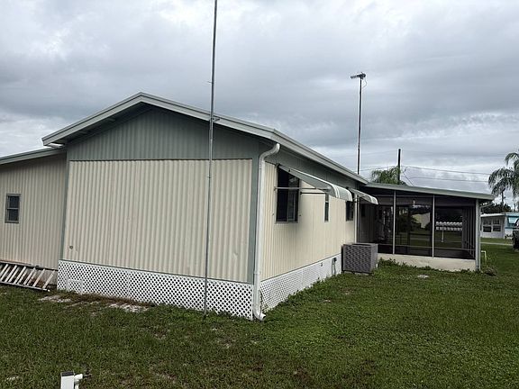 3rd image of 437 Osceola Ave
