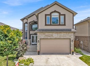 3000 McRobbie Cres, Windsor, ON N8R 0B1