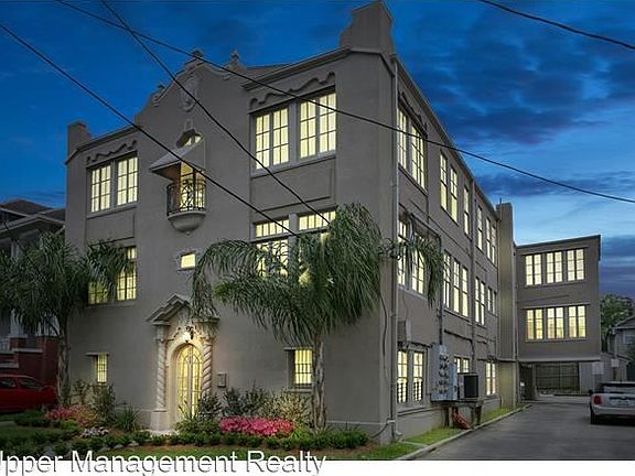 3rd image of 2108 Broadway St APT 01