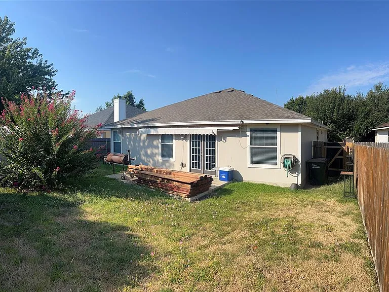 209 Avalanche Ave — Photo 20