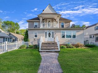 80 George St, Babylon, NY 11702
