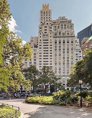 5th image of 106 Central Park S APT 8K