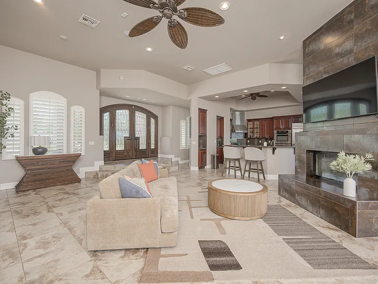 1362 Pioneer Trl — Photo 35