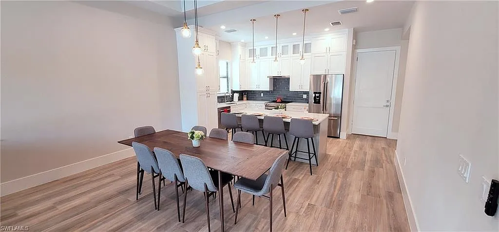 4 bed, 5.0 bath, 2865 sqft, $15,000 — Photo 4