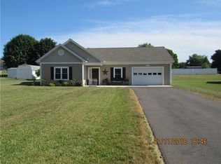 590 Grace Ave, Newark, NY 14513