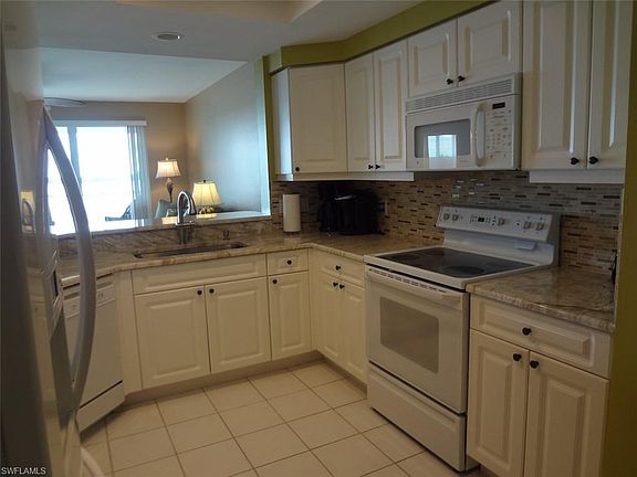 5th image of 4975 Bonita Beach Rd Unit 205