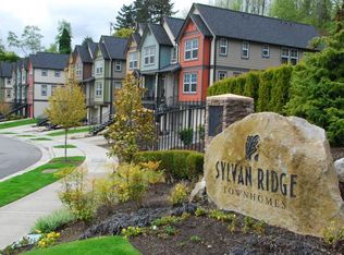 2660 SW Sylvan Heights Dr, Seattle, WA 98106