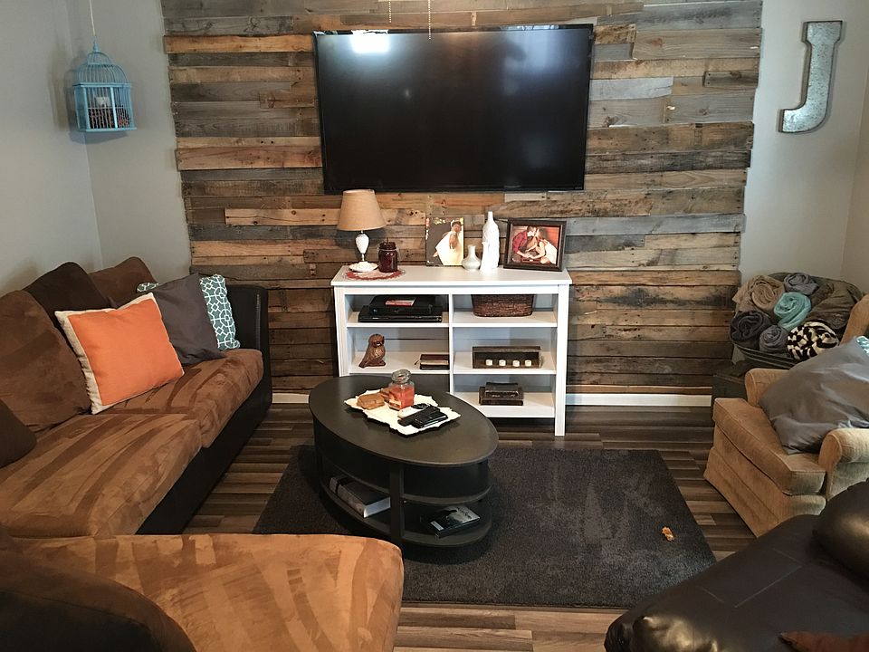 1st image of 102 Noah Ln