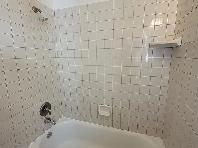 319 Palm Ave — Photo 12
