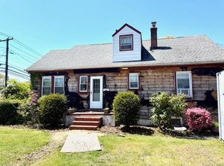 2571 Beltagh Ave, Bellmore, NY 11710