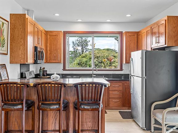 3rd image of 11-2703 Plumeria St