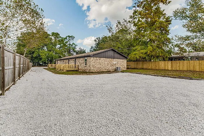 7203 Mobile Hwy #C — Photo 26