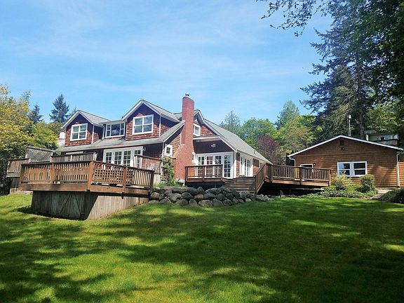 3rd image of 2141 E Phinney Bay Dr