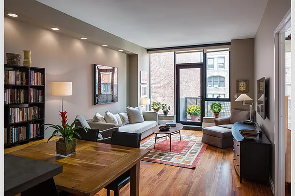 Sold by Stribling | media 12