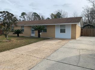 6513 Cortez Cir, Ocean Springs, MS 39564