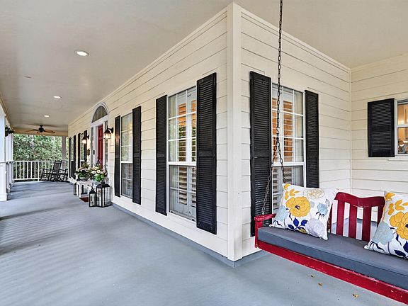 3rd image of 2302 Hollowbrook Ln