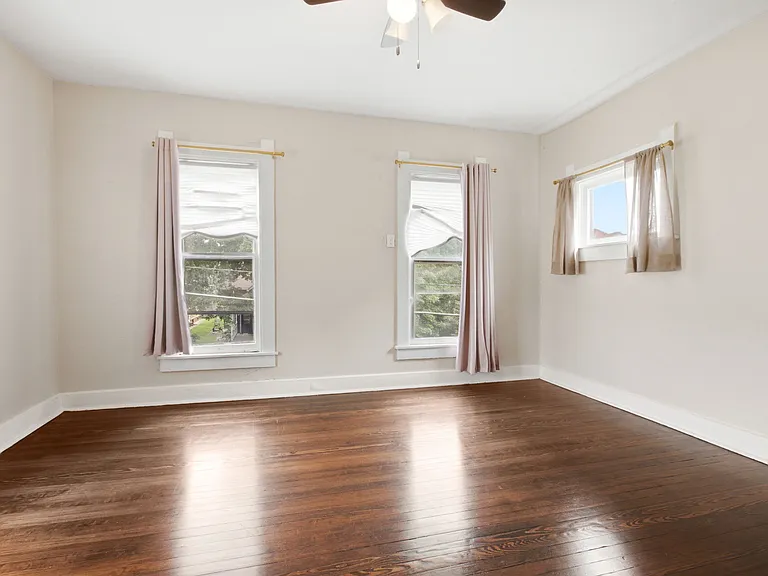 2036 N Talbott St — Photo 45