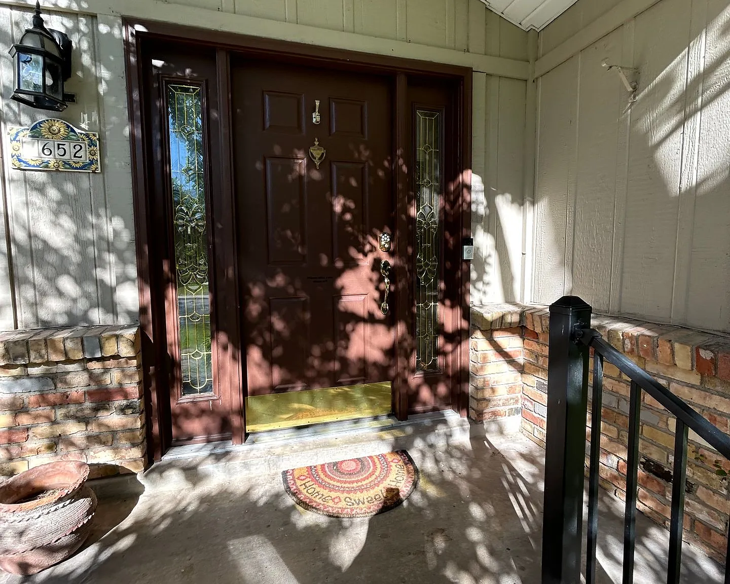 2 Bedroom 1 Bathroom Basement Apartment — Photo 2
