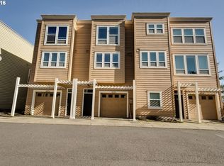 4830 SW View Point Ter, Portland, OR 97239