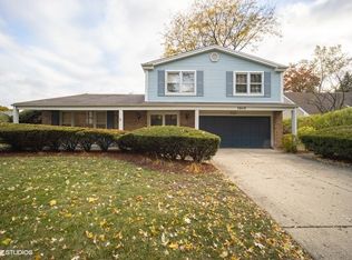 3849 Crestwood Dr, Northbrook, IL
