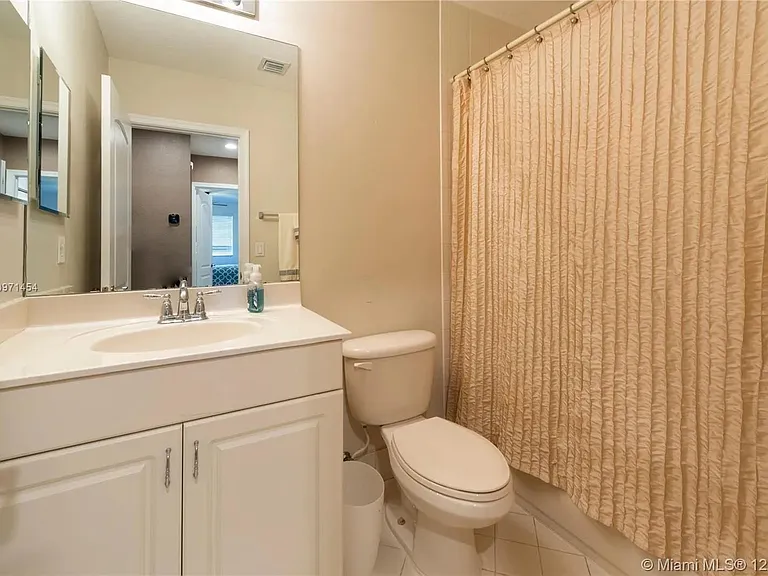 7782 Paddock Pl — Photo 10