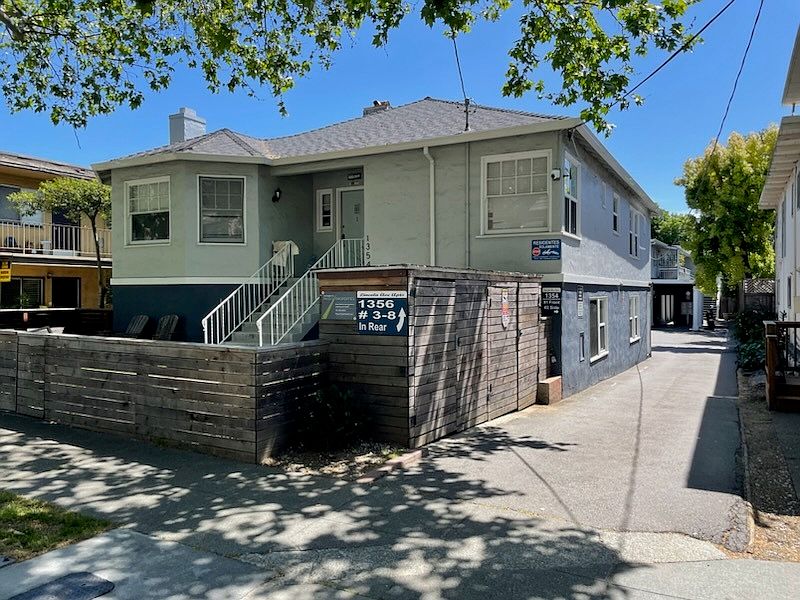 2nd image of 1356 Lincoln Ave