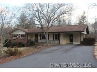 119 W White Oak St, Etowah, NC 28729