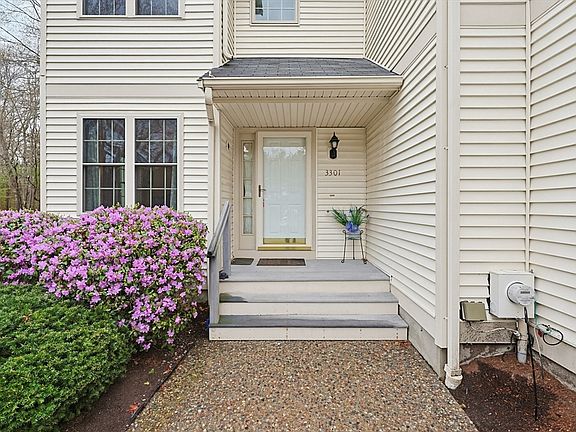 2nd image of 3301 Maple Brook Rd #3301
