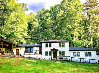 623 Peters St, Calhoun, GA 30701