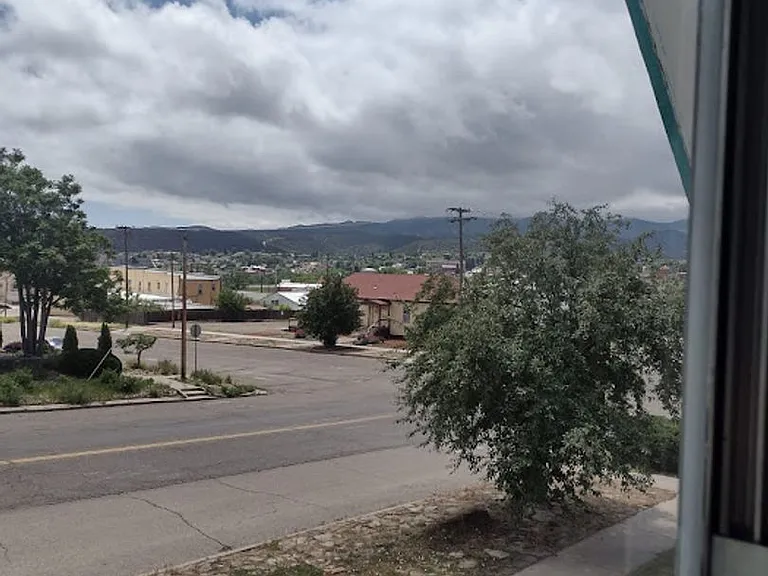 905 Nevada Ave — Photo 17