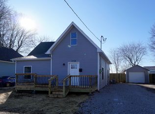 1726 W Chestnut St, Springfield, MO 65802