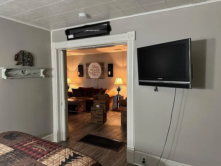 1241 Cedar St #2 — Photo 9