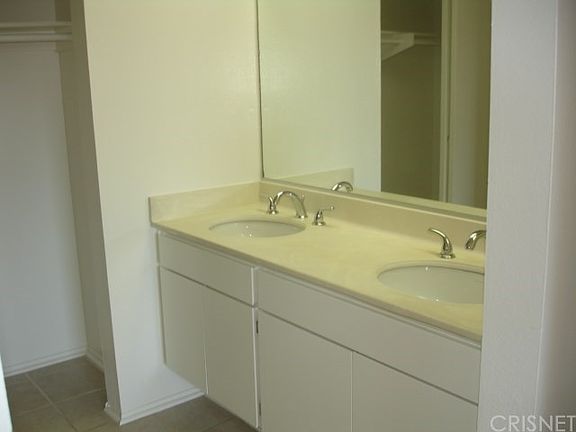 5th image of 15035 Nordhoff St Unit 114