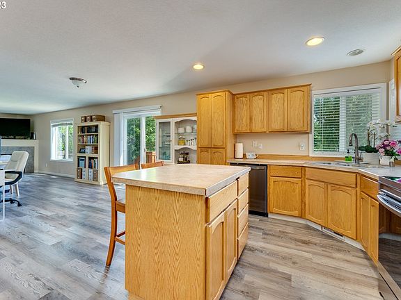 4th image of 5184 P St